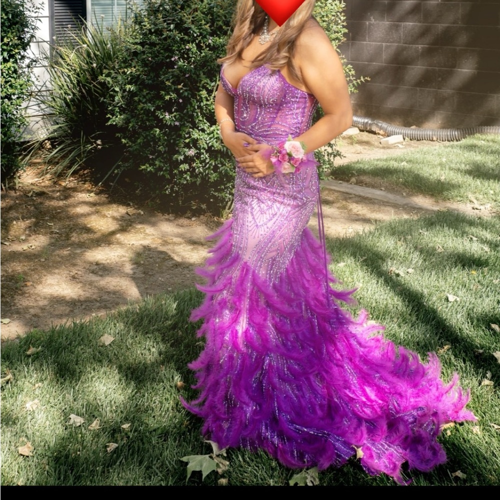 TDS Sadie Mermaid Prom Dress

Nova Purple

Size: US 8

Wore once